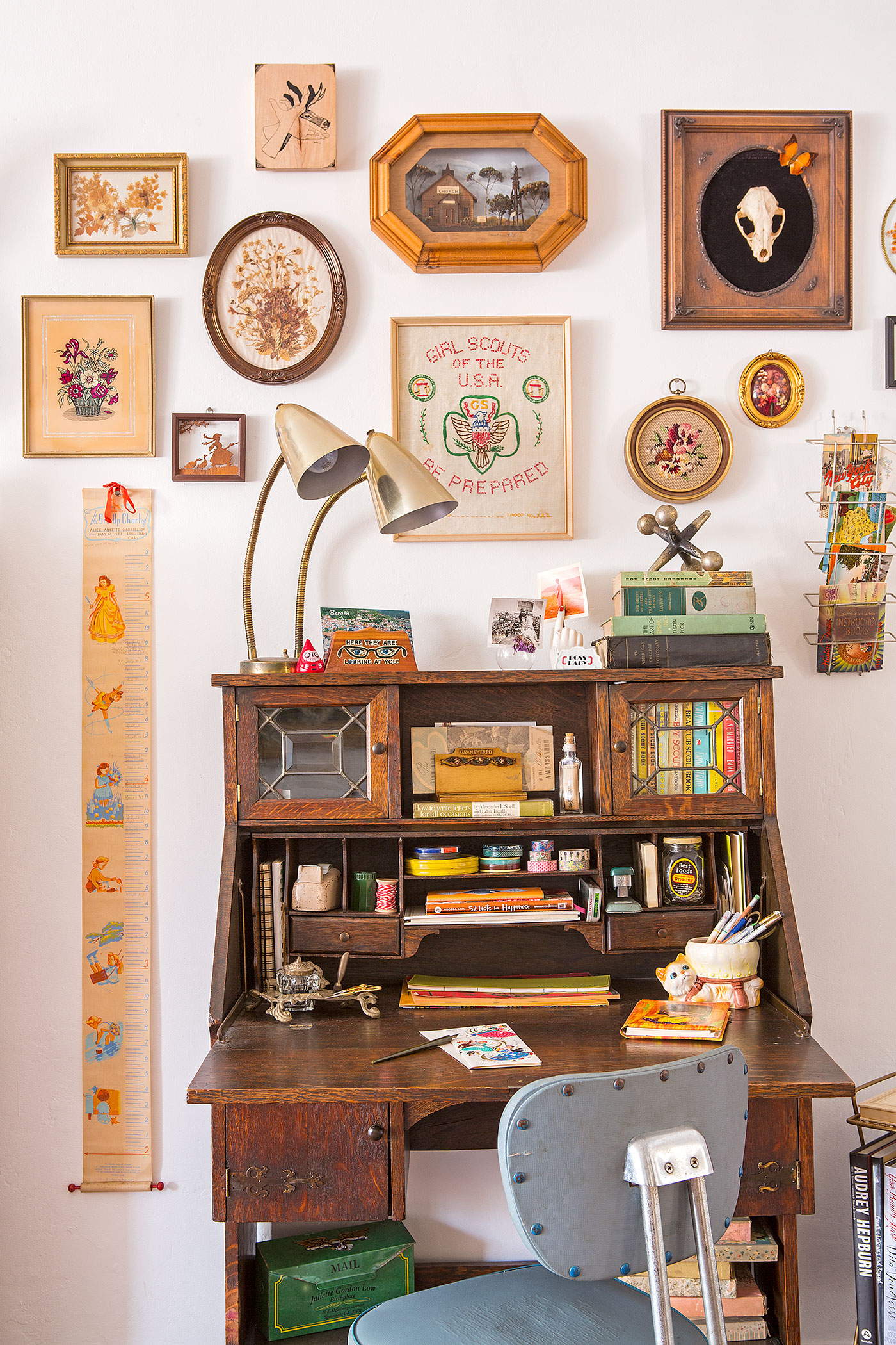 How To Create A Gallery Wall in Your Home, A Blissful Nest